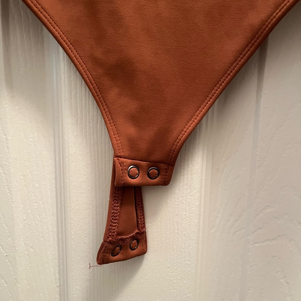 Express Terracotta Top - Picture 5 of 5